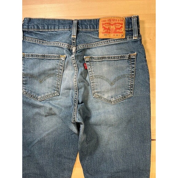 Levi’s 541 Athletic fit Jeans 30x32 - Picture 4 of 13